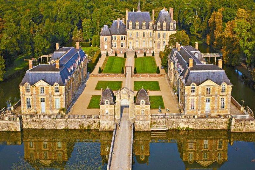 Le Cocoon D'Annabelle - Jolie Maison Avec Jeux Et Grand Jardin Pierrefitte-sur-Sauldre Exterior photo